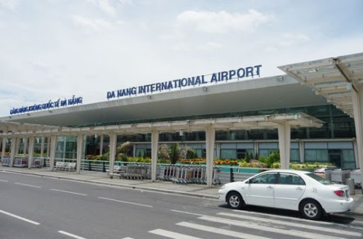 thuê xe ô tô đưa đón sân bay Đà Nẵng